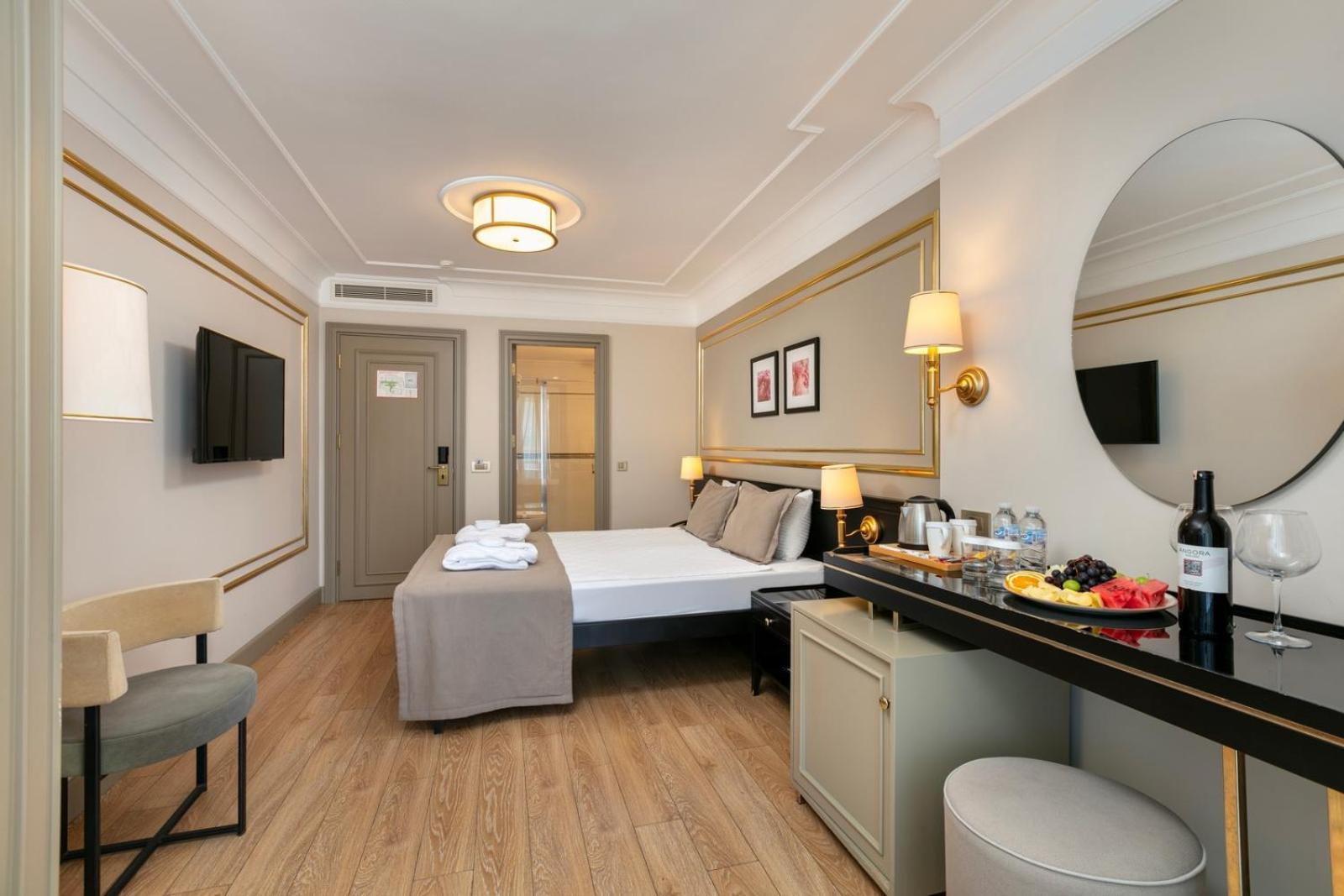 Reo Hotel Spa - Ex Pacco Hotel Antalya Eksteriør bilde